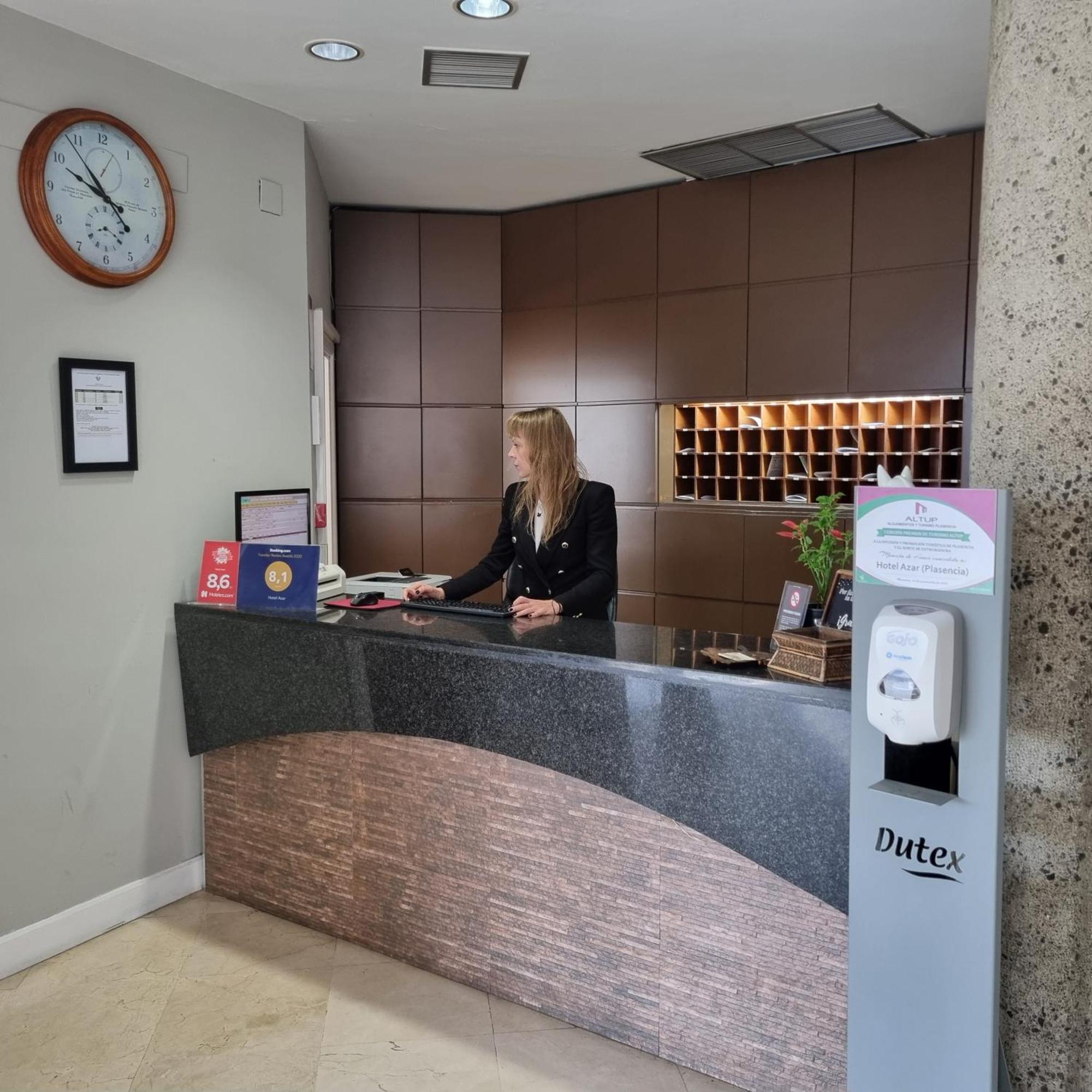 Hotel Azar Plasencia Eksteriør billede