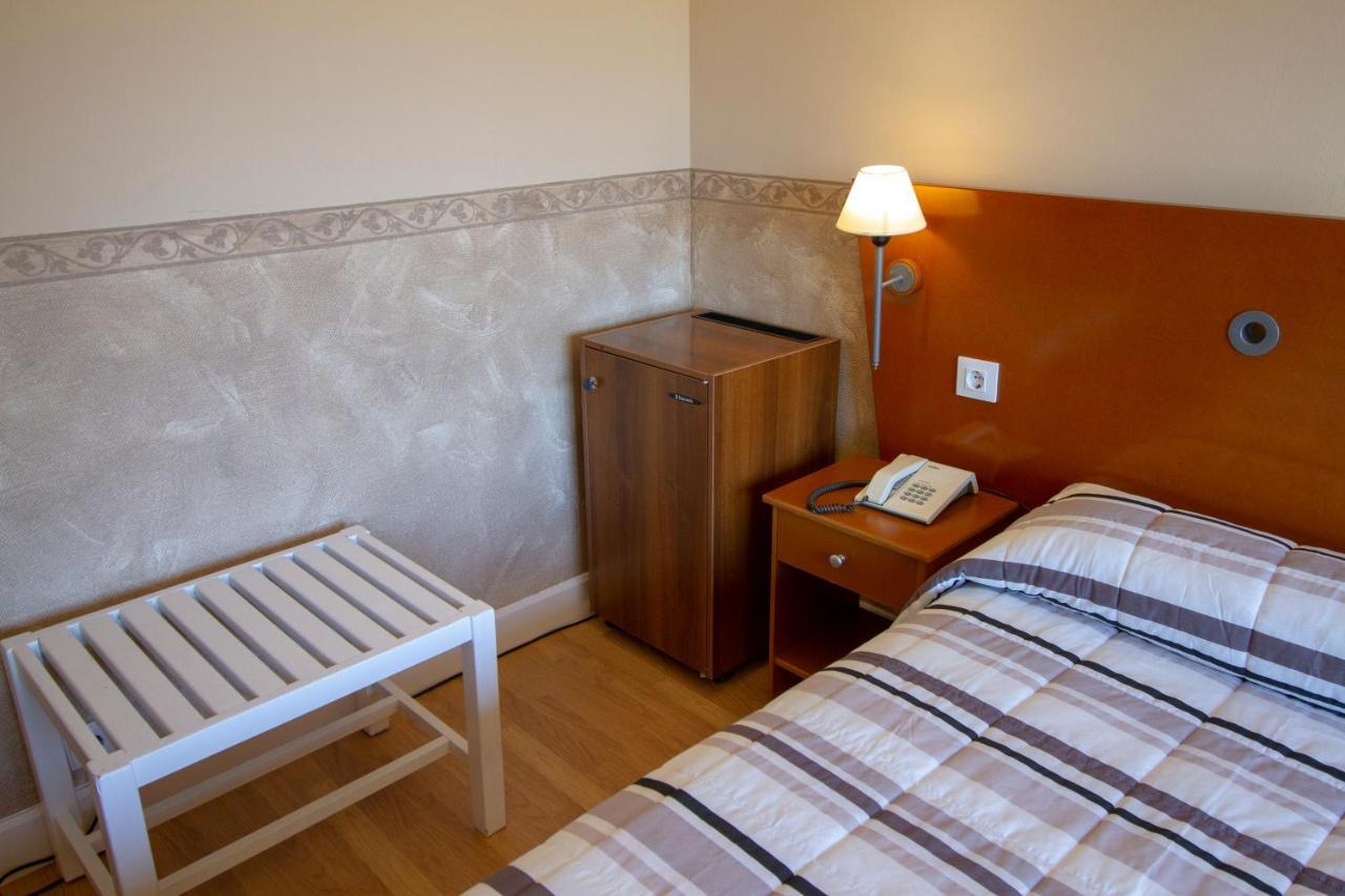 Hotel Azar Plasencia Eksteriør billede