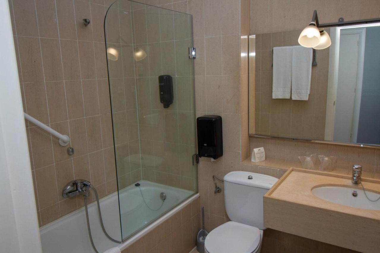 Hotel Azar Plasencia Eksteriør billede